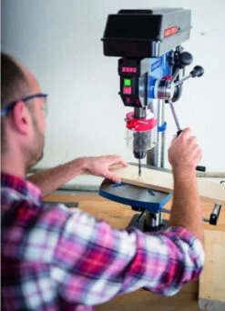 Scheppach Tafelboormachine DP18Vario 9 Scheppach Tafelboormachine DP18Vario -Hyunda Hulpmiddel Winkel 867x1200.jpg 1200x600 45699ebc88