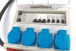 HBM 3 X 400 Volt En 4 X 230 Volt Verdeelblok - Randaarde -Hyunda Hulpmiddel Winkel hbm 004 195.jpg 1200x600 1d222ebc88