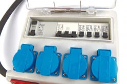 HBM 3 X 400 Volt En 4 X 230 Volt Verdeelblok - Penaarde -Hyunda Hulpmiddel Winkel hbm 004 83.jpg 1200x600 a8112ebc88