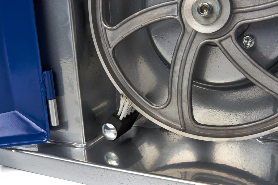 HBM 200 Mm. Houtlintzaagmachine Met Uitschuifbare En Kantelbare Zaagtafel 5 HBM 200 Mm. Houtlintzaagmachine Met Uitschuifbare En Kantelbare Zaagtafel - Afbeelding 5