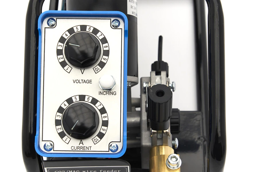 HBM 270 CI Smart Led Mig Lasinverter Met Digitaal Display En IGBT Technologie 15 HBM 270 CI Smart Led Mig Lasinverter Met Digitaal Display En IGBT Technologie - Afbeelding 15