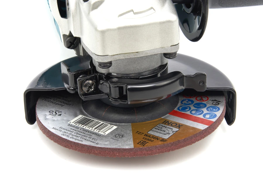 Makita GA5021C Haakse Slijper - 1450W - 125mm 9 Makita GA5021C Haakse Slijper - 1450W - 125mm - Afbeelding 9