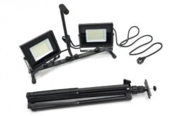 HBM Dubbele LED Bouwlamp 2 X 50 Watt - 2 X 4000 Lumen Met Statief 13 HBM Dubbele LED Bouwlamp 2 X 50 Watt - 2 X 4000 Lumen Met Statief -Hyunda Hulpmiddel Winkel hbm 3051 5.jpg 1200x600 4b829ebc88