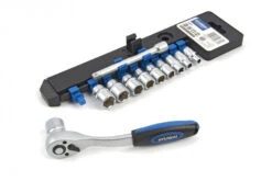 Hyundai 12 Delige Dopsleutel Sets CrV Kunststof Houder 10 Hyundai 12 Delige Dopsleutel Sets CrV Kunststof Houder -Hyunda Hulpmiddel Winkel hbm 485 4.jpg 1200x600 b4093ebc88