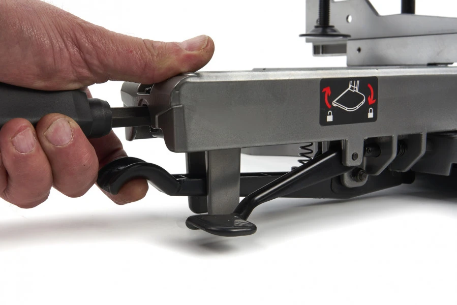 HiKOKI C8FSHG WAZ 1100 Watt Radiaalzaag, Afkortzaag, Trekzaag 12 HiKOKI C8FSHG WAZ 1100 Watt Radiaalzaag, Afkortzaag, Trekzaag - Afbeelding 12