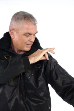 Storvik Stockholm Werkjas Pilotjack Zwart -Hyunda Hulpmiddel Winkel storvik werkjas pilotjack zwart stockholm detail2.jpg 1200x600 b22ddebc88